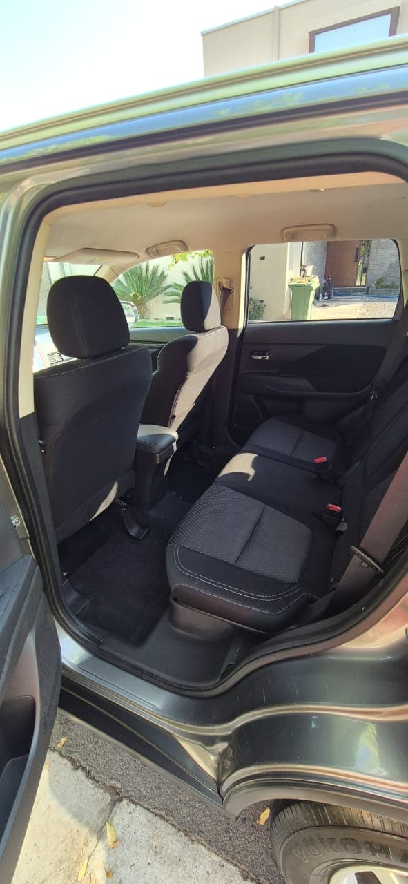 MITSUBISHI OUTLANDER 2,0 - foto 3