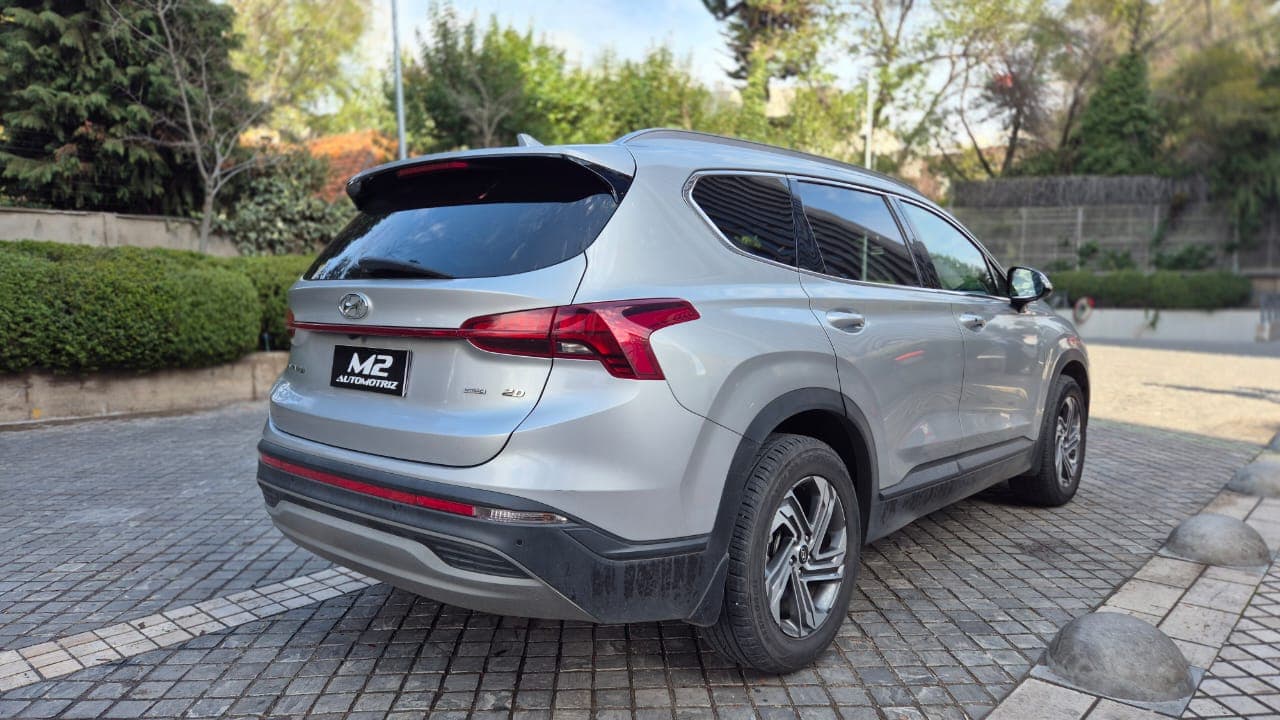 Hyundai Santa Fe 2.2D - foto 2